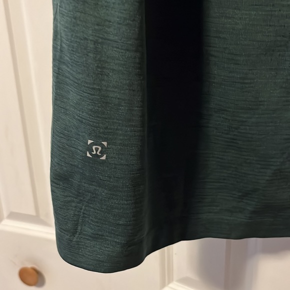 Lululemon Athletic V Neck shirt. Medium - Picture 4 of 4